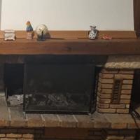 Mensola di legno per camino