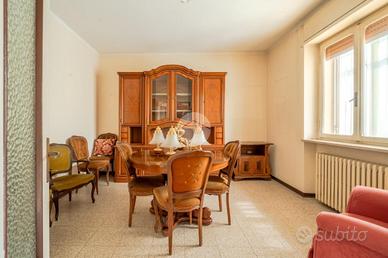 4 LOCALI A SAN MARTINO BUON ALBERGO