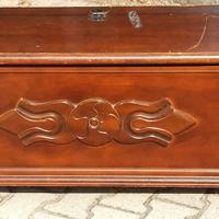 Cassapanca stile liberty, antica in noce