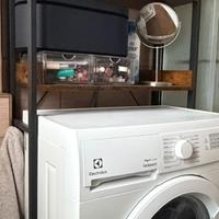 Mobile salvaspazio in legno e metallo per lavatric