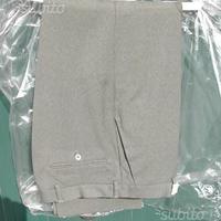 Pantaloni grigi taglia 50