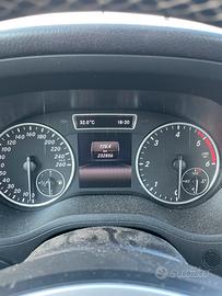 Mercedes Classe B 180