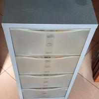 Armadietto metallo porta CD con quattro sportelli