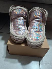 scarpe mou