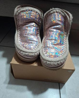 scarpe mou