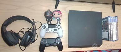 Playstation 4 console +2 joystick+2cuffie+5giochi