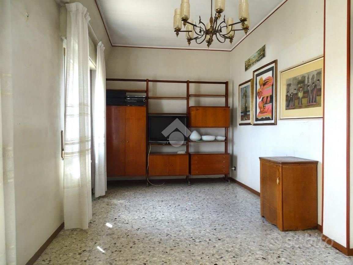 4 LOCALI A ALESSANDRIA - Vista 4
