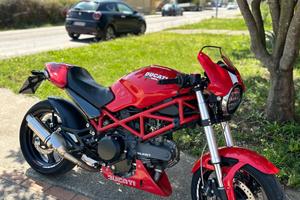 Ducati Monster 695
