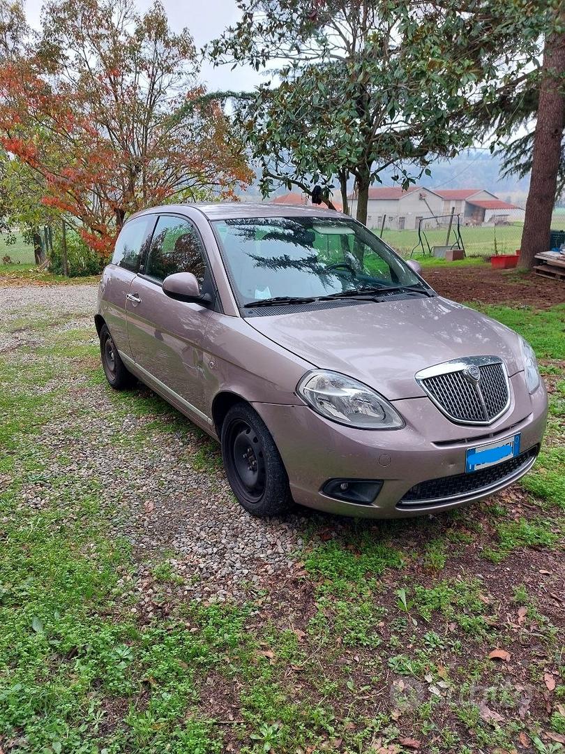 Lancia Y Diva 2011 photo 2