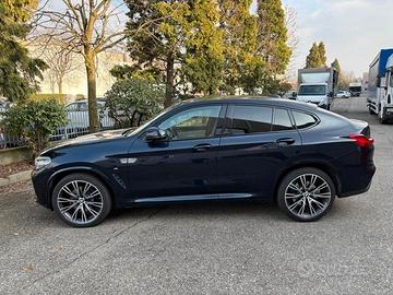 Bmw X4 x drive auto M 90000 km-tagliandi bmw-unico