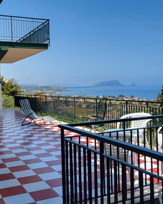 La terrazza sul mare