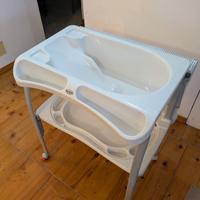 Fasciatoio pieghevole Brevi con vasca per bagnetto