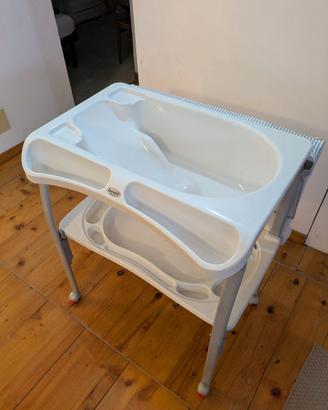 Fasciatoio pieghevole Brevi con vasca per bagnetto