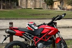 ducati hypermotard 796 tenuta maniacalmente.