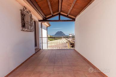 Bifamiliare con vista Tavolara - Porto San Paolo