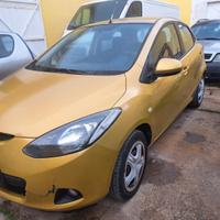 mazda 1.4 diesel. 5 porte.