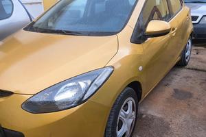 mazda 1.4 diesel. 5 porte.