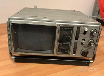 Tv/radio epoca famosa marca McLaren