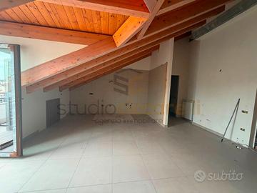 Mansarda Di Nuova Costruzione In Condominio