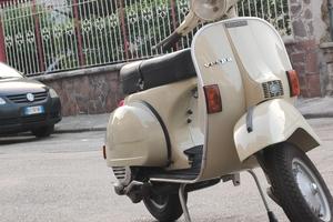 piaggio vespa px 150