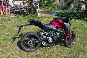 Honda CB 125 R