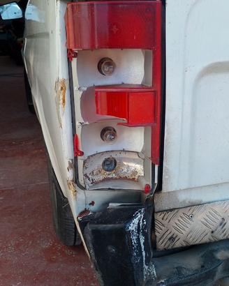 Fanali posteriori Skoda pickup 1.3 benzina