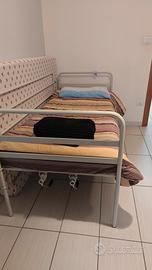 Letto ospedaliero 