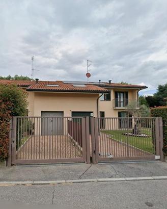 Open-space con giardino a Gallarate