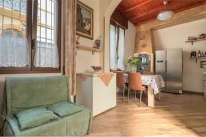 Casa indipendente in zona servita a Monserrato