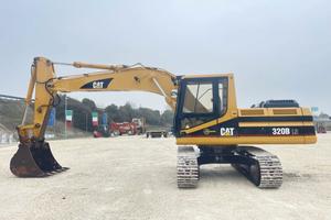 ESCAVATORE CINGOLATO CAT 320 N