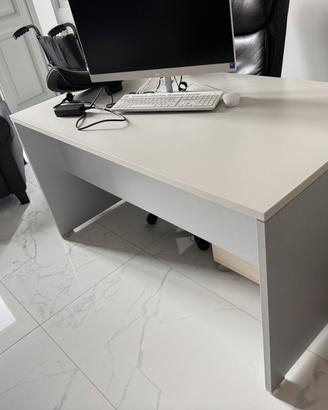 Scrivania di qualita’ ufficio 80 140marca CATALANO