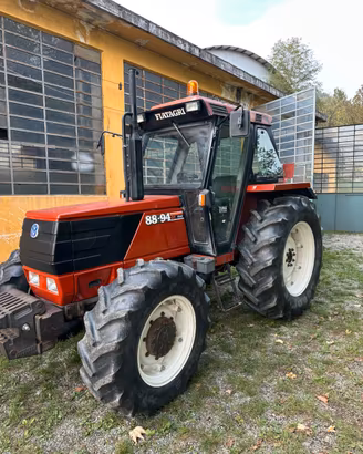 Trattore agricolo fiat 88/94
