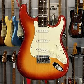 FENDER - AMERICAN STRATOCASTER DAN SMITH ERA 1983