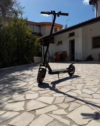 Monopattino elettrico VIVO Bike