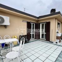 BILOCALE CON TERRAZZO PANORAMICO IN CENTRO A CASAT