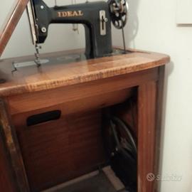 Macchina da cucire vintage Ideal