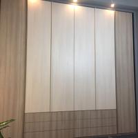 Busnelli propone armadio per rinnovo expo