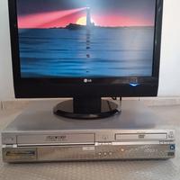 Videoregistratore VHS con lettore DVD (TV a parte)