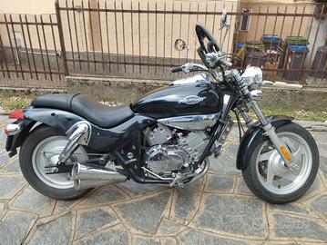 Moto Kymco 250 Venox