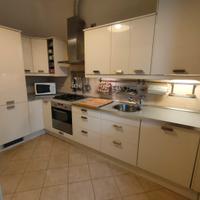 Cucina IKEA completa di elettrodomestici 