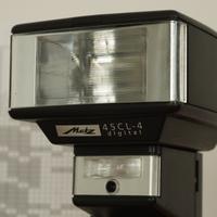 Metz Mecablitz 45 CL-4 Digital per Canon EOS