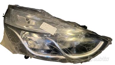 Faro proiettore anteriore destro Renault Clio 4 se