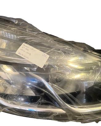 Faro proiettore anteriore destro Renault Clio 4 se