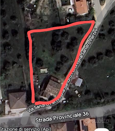 Terreno edificabile con abitazione