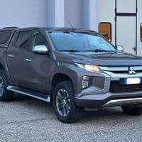 MITSUBISHI L200 2.3 D DoubleCab 4x4 Sup.Sel.INTENS