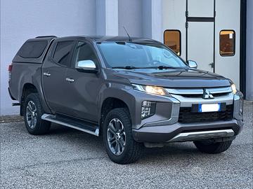 MITSUBISHI L200 2.3 D DoubleCab 4x4 Sup.Sel.INTENS