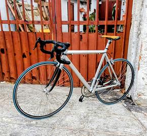 bicicletta corsa fatta su misura...unica