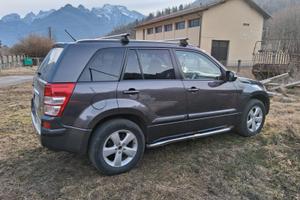 Suzuki Grand Vitara 2011 250000km benz. automatico