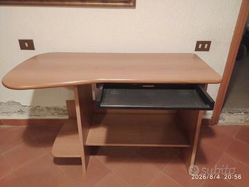 SCRIVANIA PORTA PC + POLTRONA UFFICIO