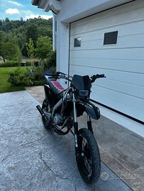 Hm 50 (77)
